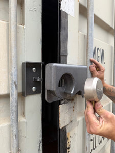 Lock Box Puck Style for Shipping Container